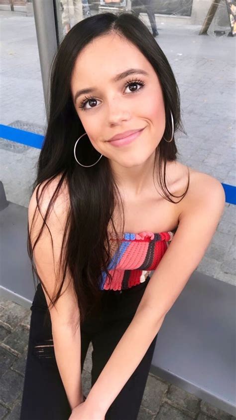 Jenna Ortega showed up at the 2023 Golden Globes looking impeccable in a pleated nude gown, and everyone was pretty much immediately starstruck. To be clear, we're not talking about the hoards ...